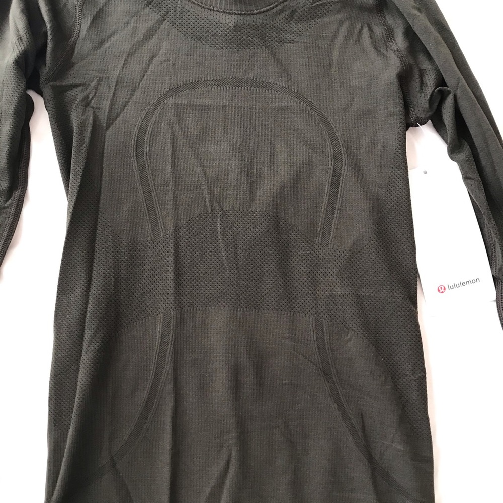 New with tags swiftly tech long sleeve